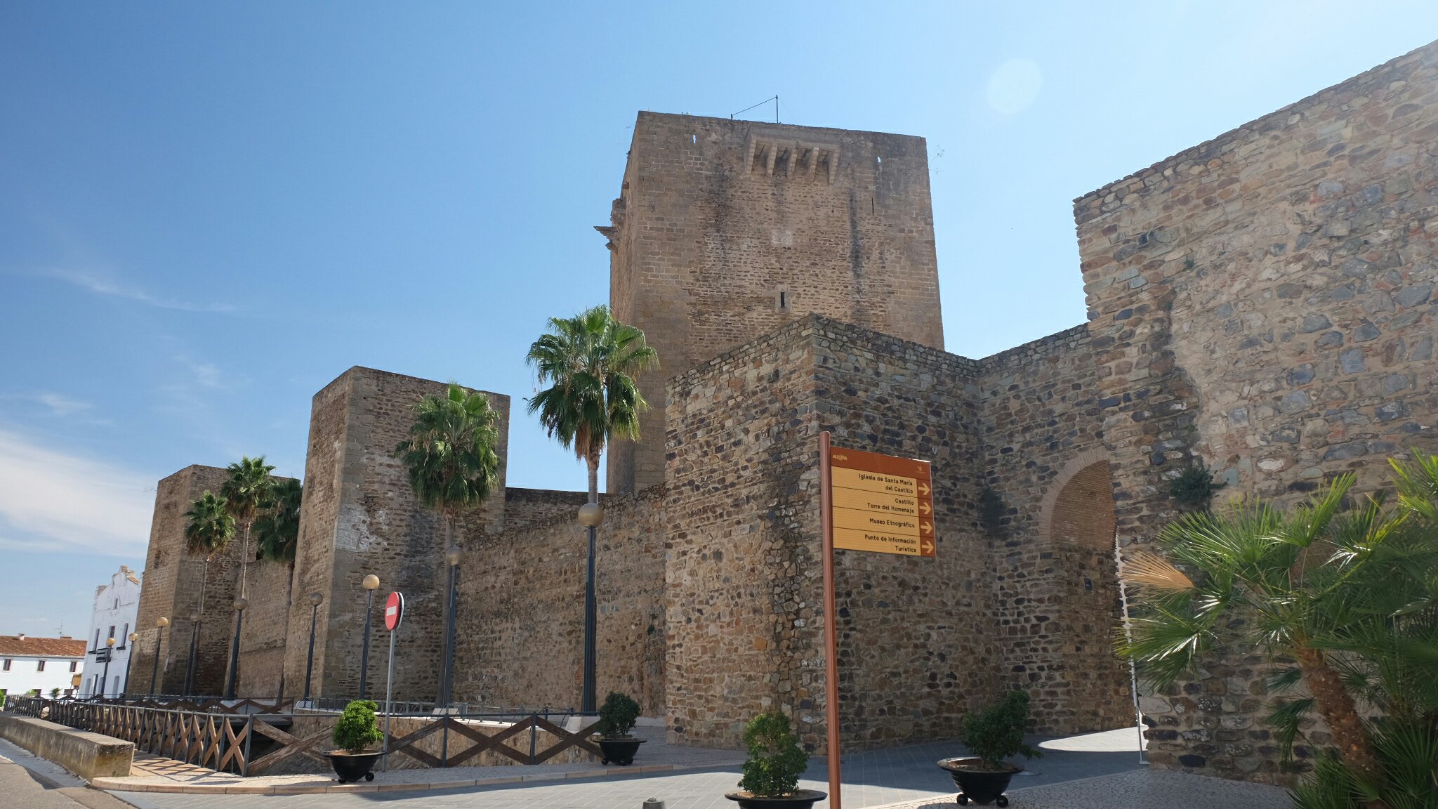 wp-image--1422913907